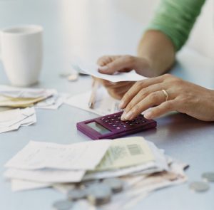 bill_tax_calculator_091312_thinkstock