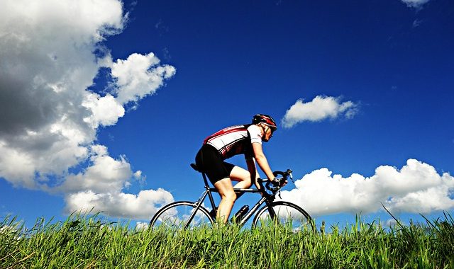 Cyclist 1537843 640