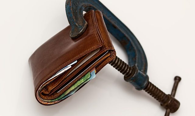 Credit Squeeze 522549 640