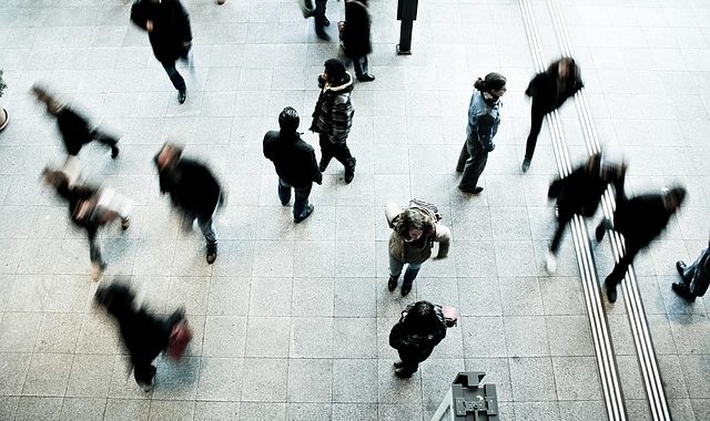 Pedestrians 1209316 640