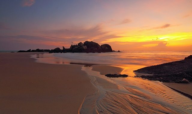 Sunrise 1637376 640
