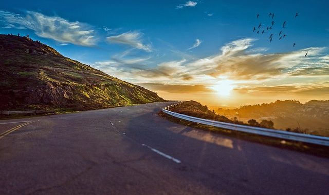 Winding Road 1556177 640