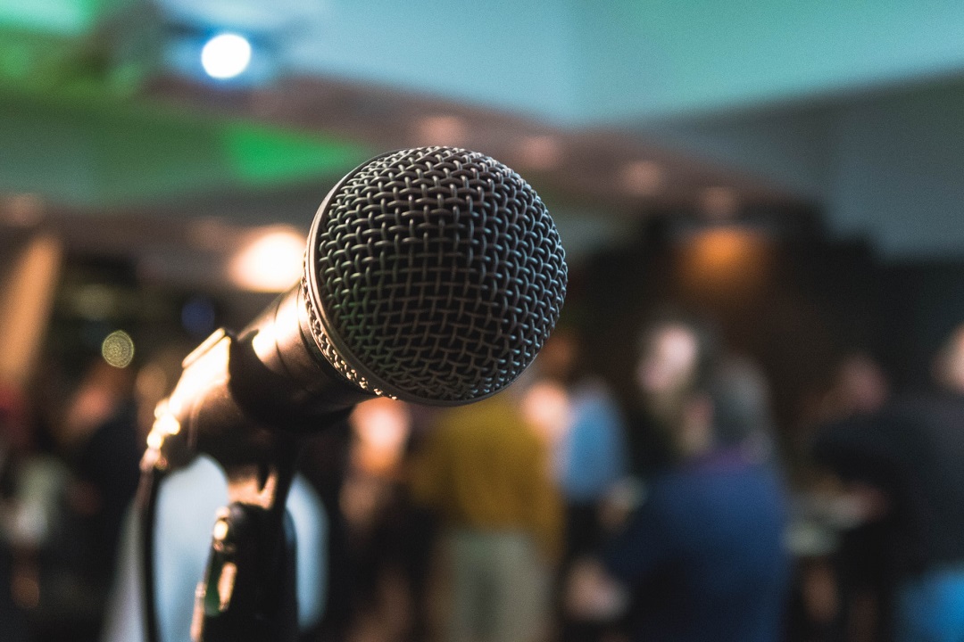 Four Ways To Become A Better Public Speaker