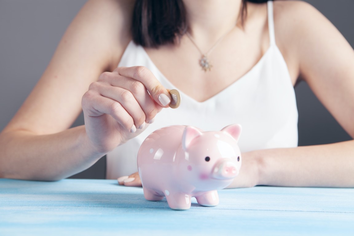 How To Turn Your Spending Habits Into A Savings Habit
